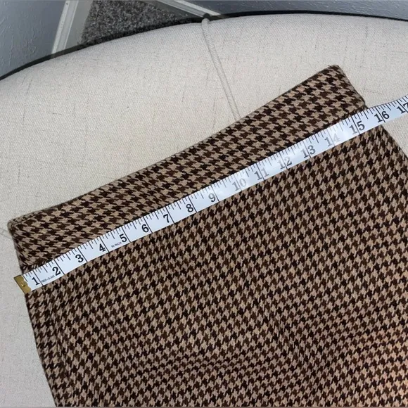 BR Classic Brown Houndstooth Skirt