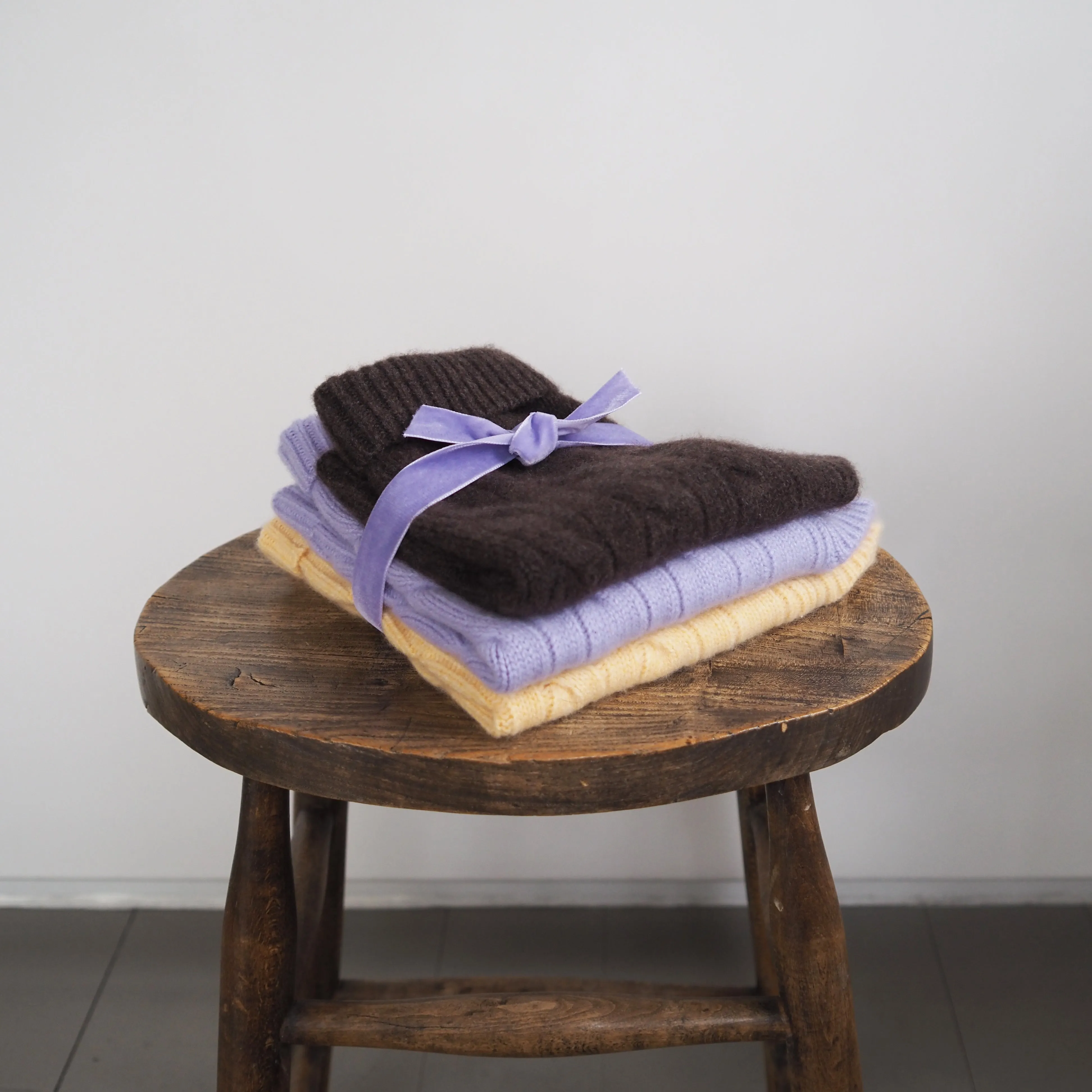 Cable Cashmere Dog Pullover