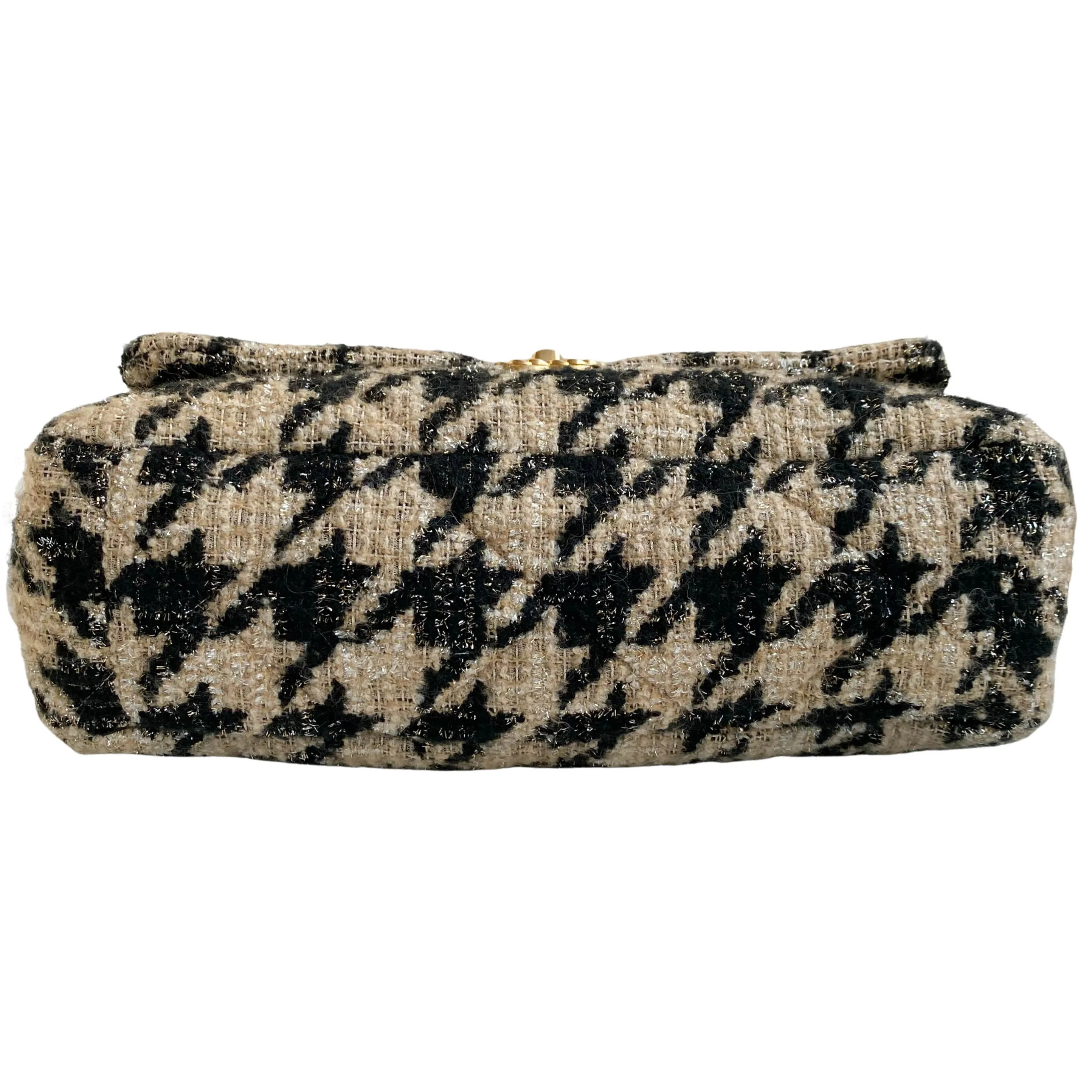CHANEL 19 Maxi Flap Bag in Beige Black Houndstooth Tweed
