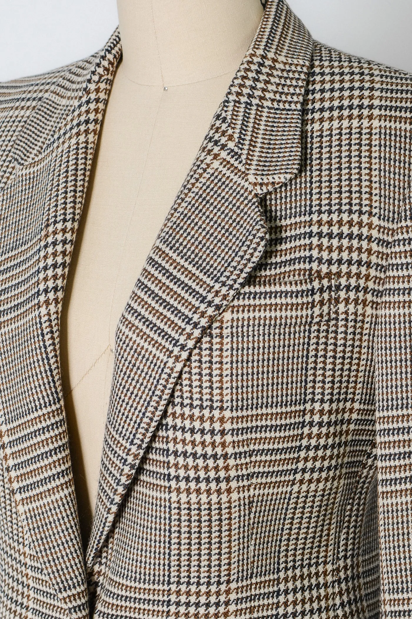 Classic Houndstooth Plaid Blazer
