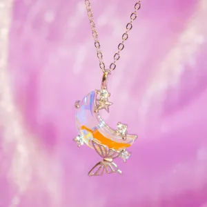 Dreamy Moon Necklace