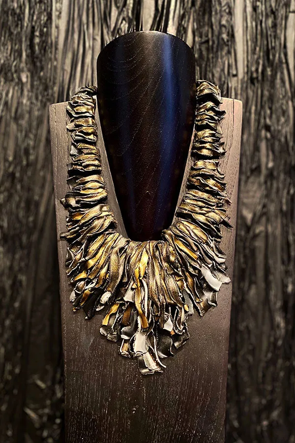 Grazia Fortuna Ward Long Black and Gold Necklace