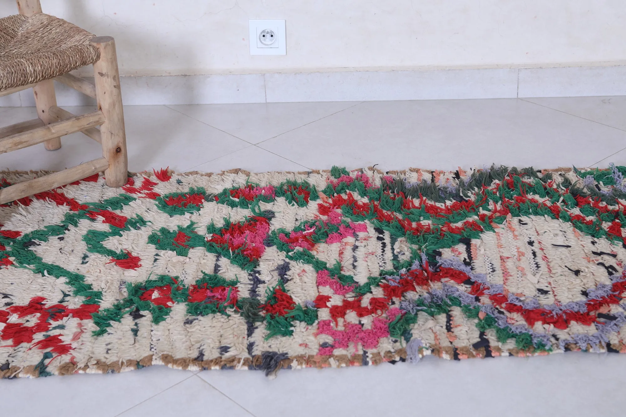 Handwoven Moroccan Rug with Vibrant Abstract Design – 2 x 5.3 ft