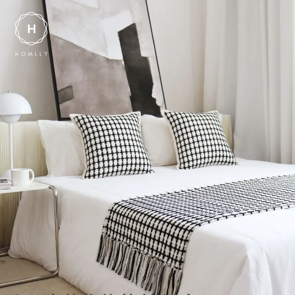 Homlly Houndstooth Decorative Pillow Cushion Covers with Bed Runner Throw