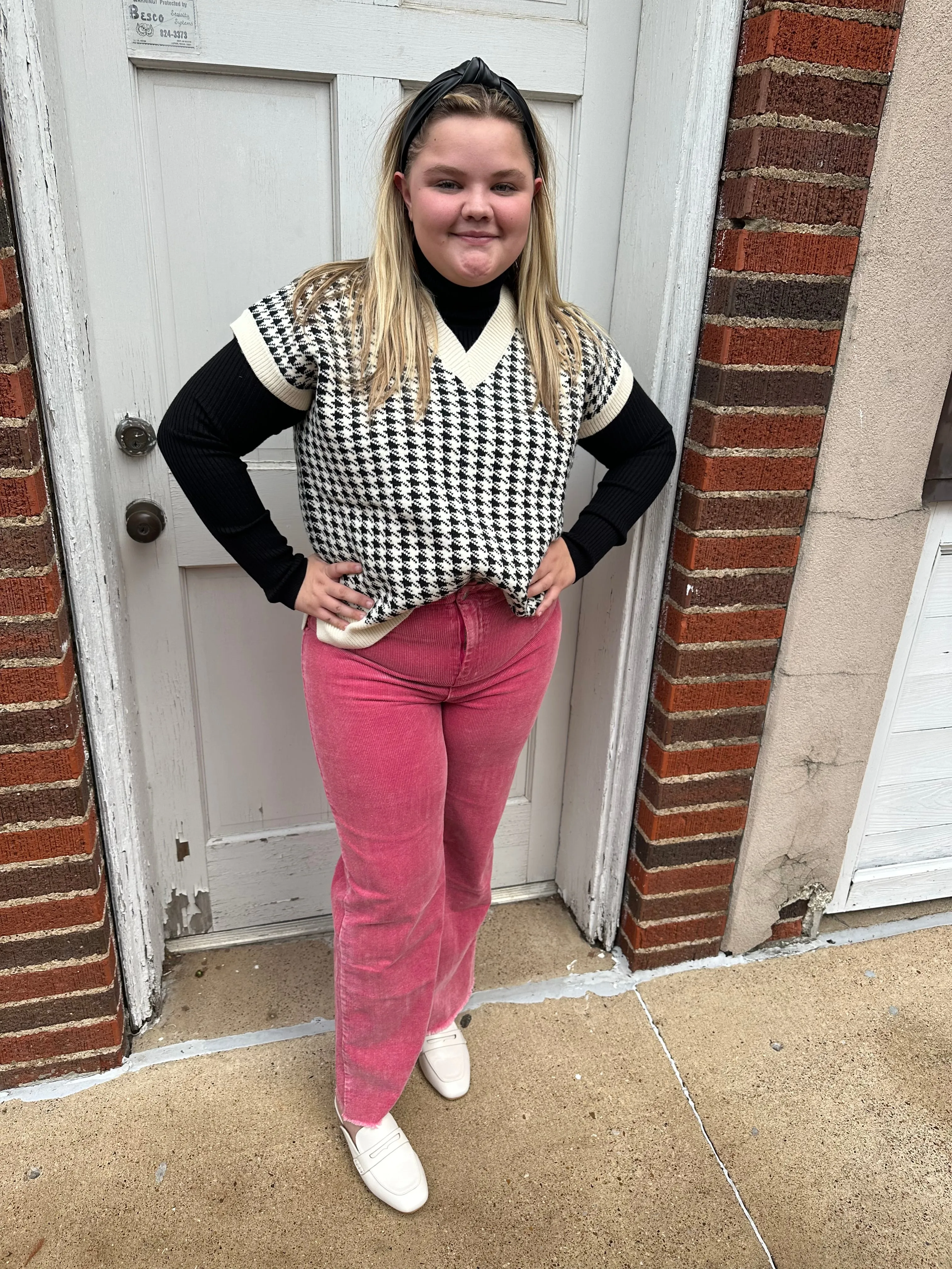 Houndstooth Vest: Ivory/Black
