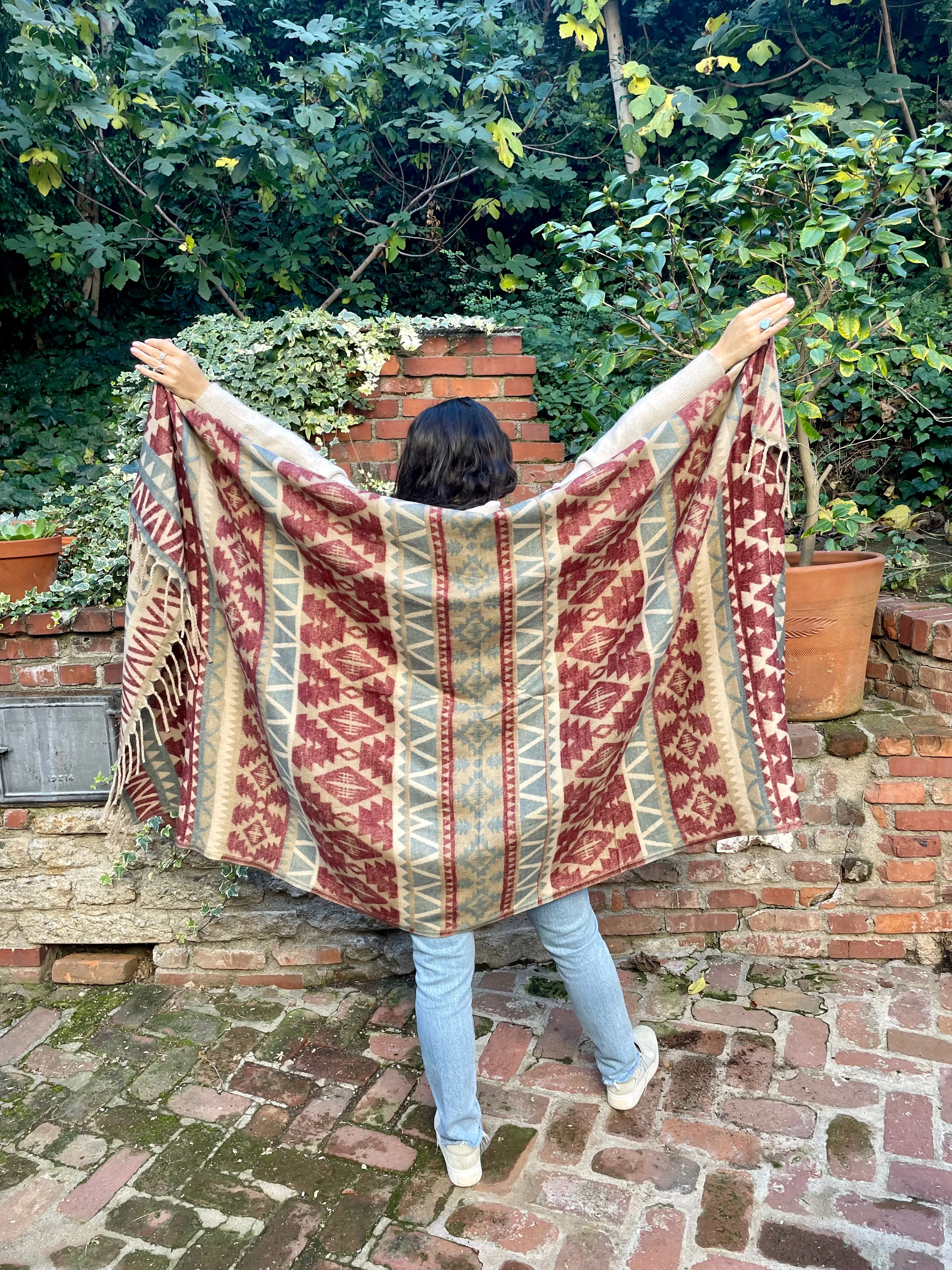 Lhasa Scarf