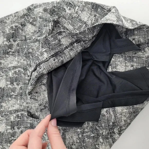 Mm.lafleur The Noho Crackle black and white pencil skirt size 14