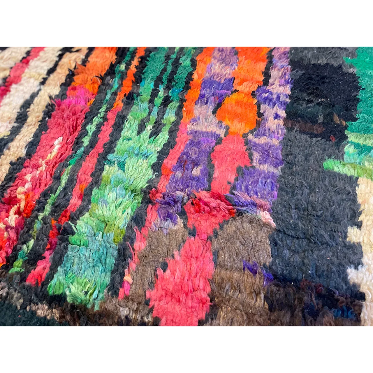 No. 841 | 5' 4" x 9' 3"