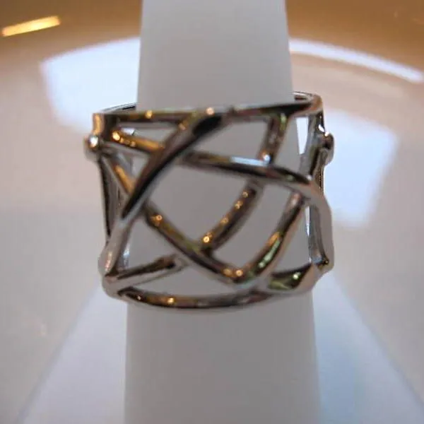 "The Sharona" Sterling Silver Artistic Cigar Band Ring