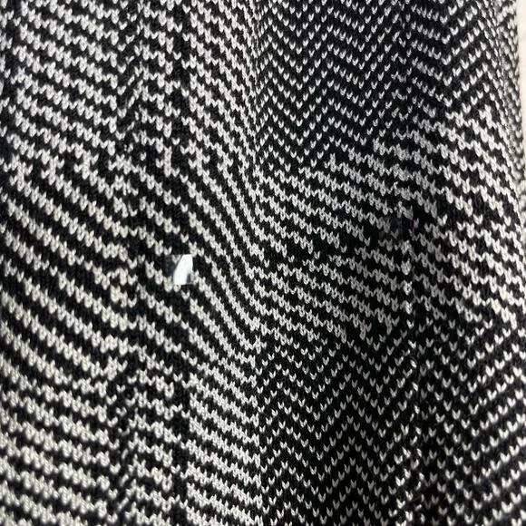St John Collection Vintage Y2K Black White Plaid Pleated Sparkle Skirt womens 10