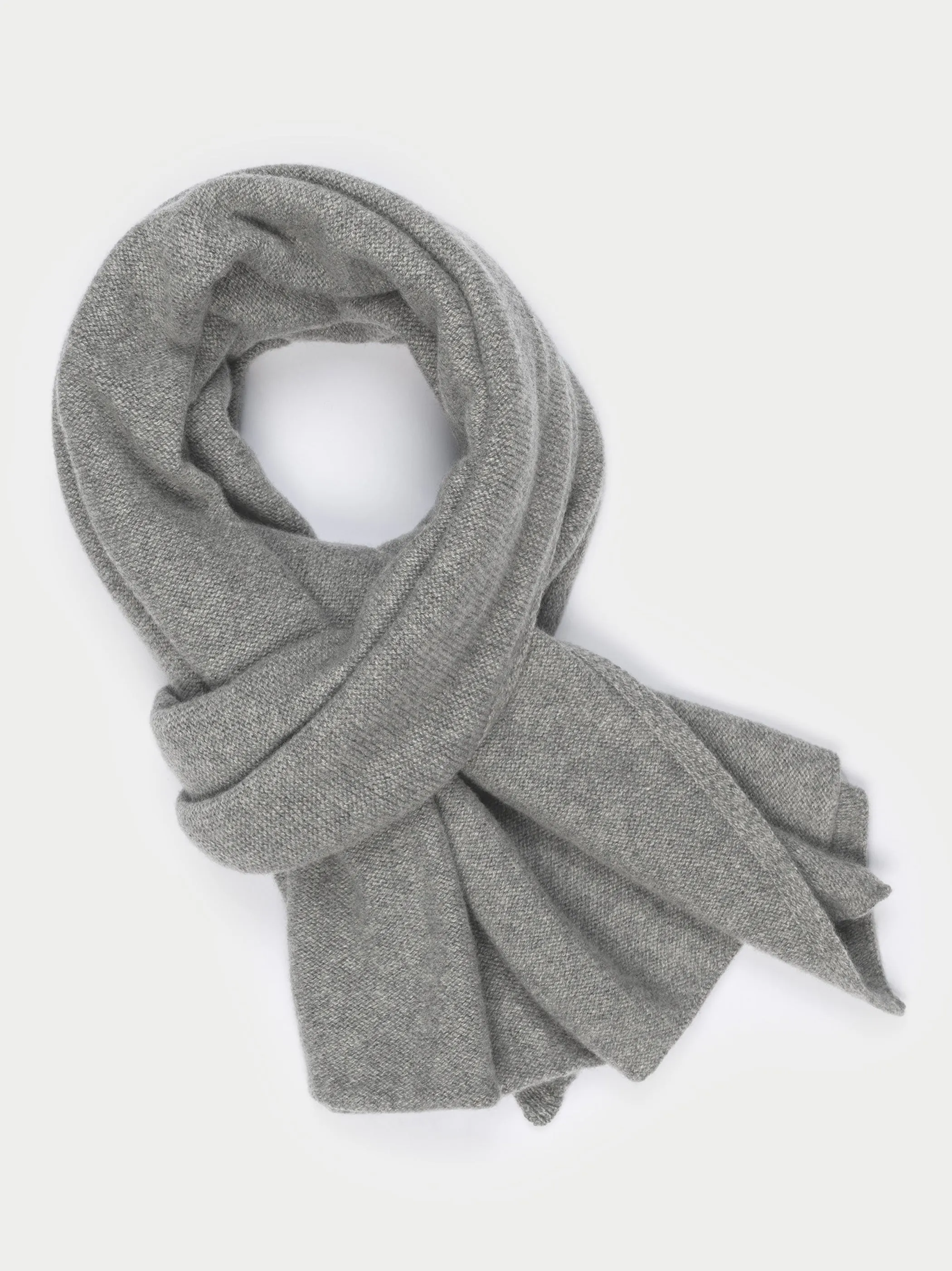The Shpresa Scarf in Cashmere
