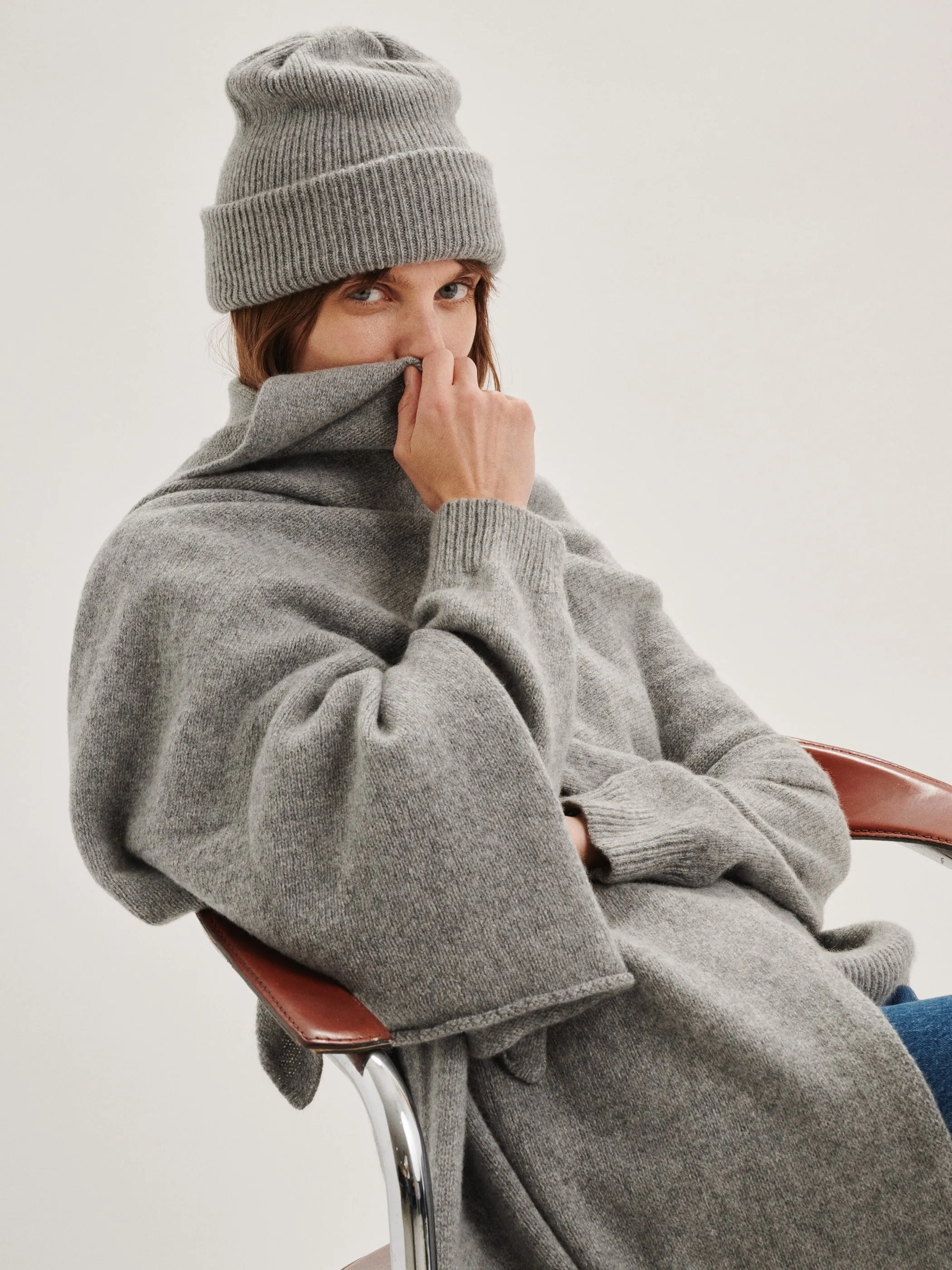 The Shpresa Scarf in Cashmere