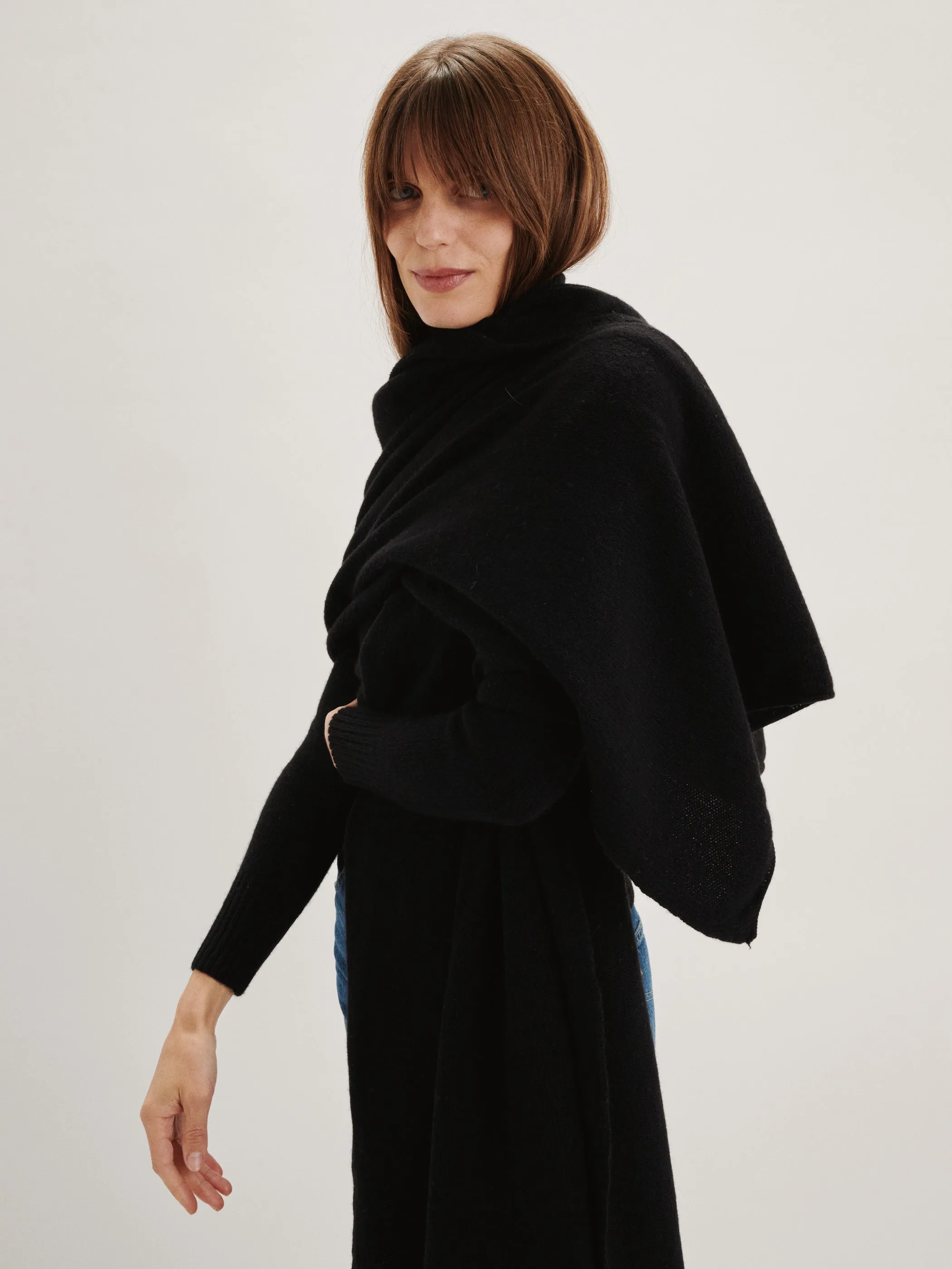 The Shpresa Scarf in Cashmere