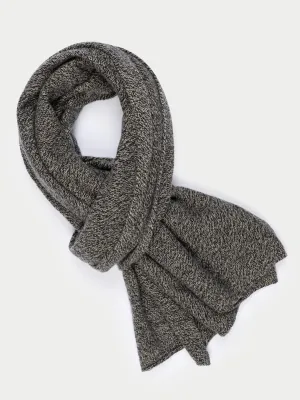 The Shpresa Scarf in Cashmere