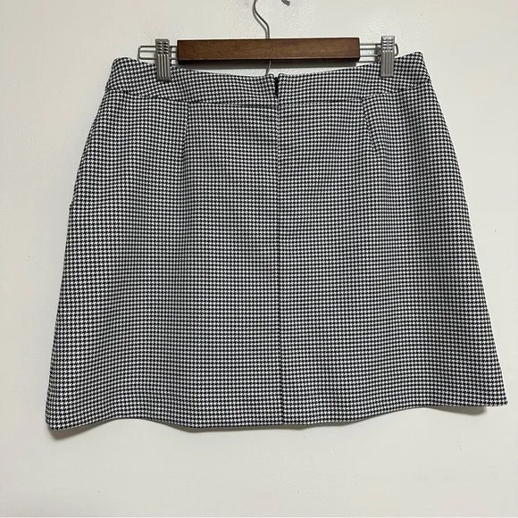 Veronica Beard Barnes Houndstooth Print Button Mini Skirt